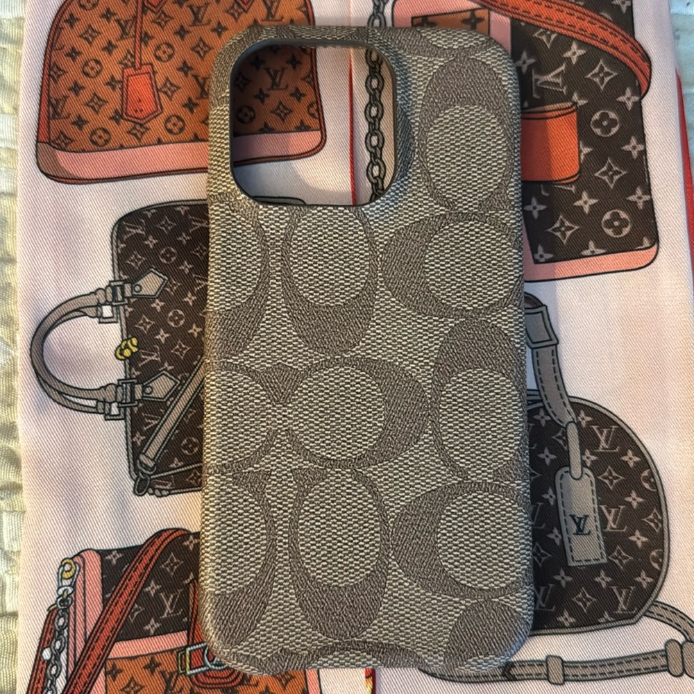 🎉SALE Coach IPhone 15 Pro phone Case